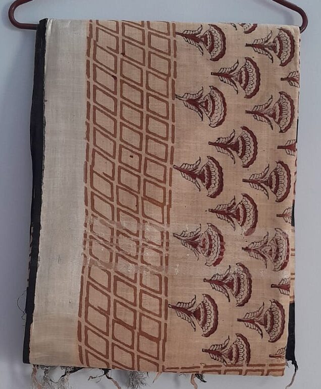 Jaitri- Art silk linon Dabu print